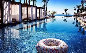 Chileno Bay Resort